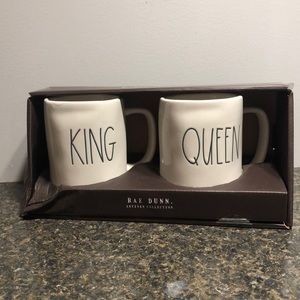 Rae Dunn King & Queen matching mug set